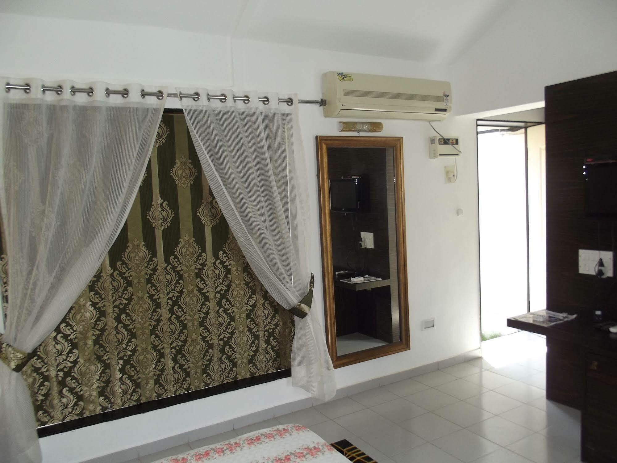 Village Retreat Kalpakkam Luaran gambar